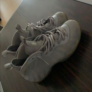 Wolf Grey Nike Foamposits